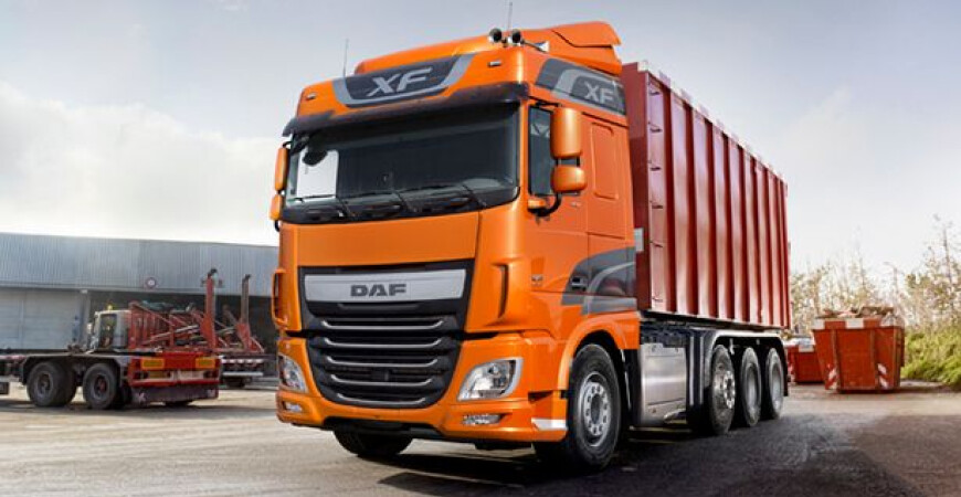 DAF je predstavil 4-osne šasije in vlačilce CF in XF Euro 6